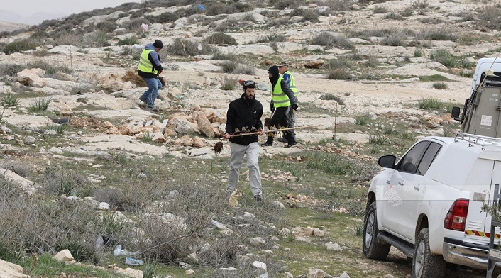 مستوطنون صهاينة يتلفون محاصيل زراعية في بيت لحم