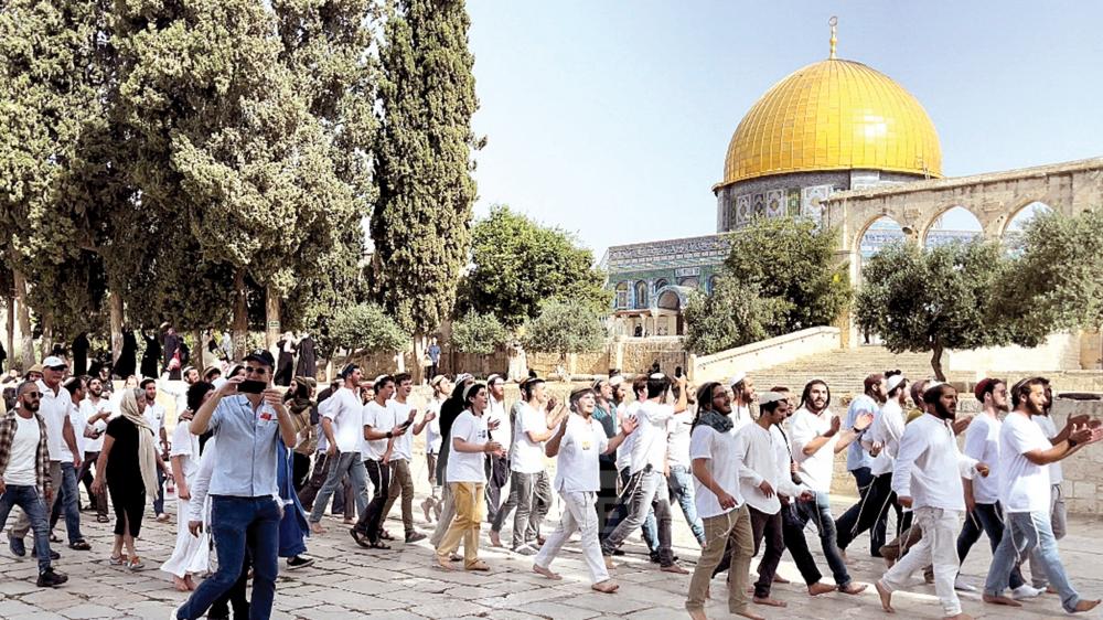 مستوطنون متطرفون يقتحمون المسجد الأقصى ويؤدون طقوسًا تلمودية