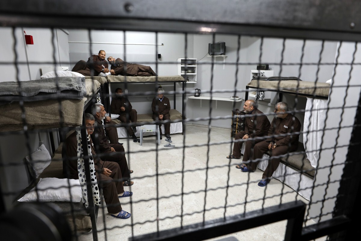 نادي الأسير الفلسطيني: قرار إلغاء الإفراج المبكر عدوان مستمر ضد الأسرى