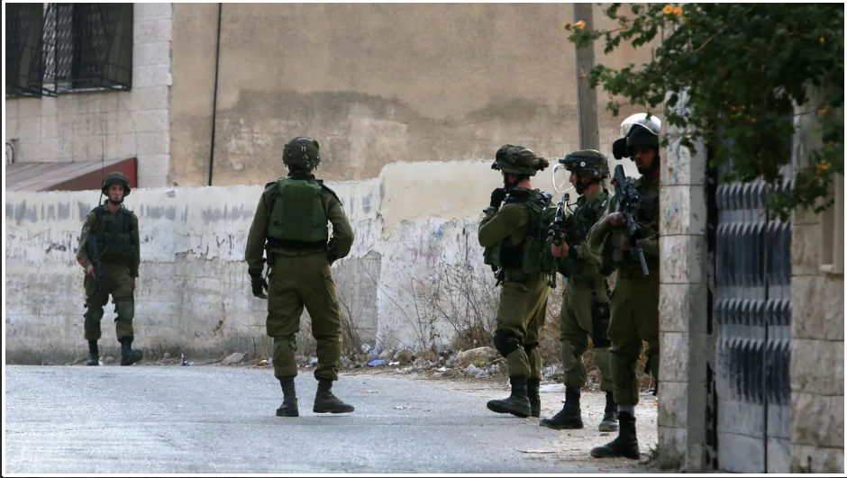 إصابة ثلاثة شبان فلسطينيين في القدس خلال اعتداء للمستوطنين
