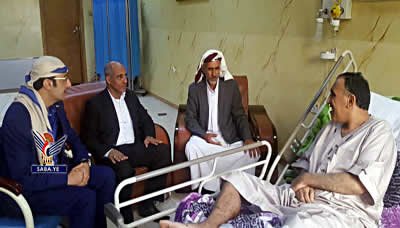 الجرموزي والحجري ومفتاح يطمئنون على صحة رئيس اتحاد الإعلاميين اليمنيين