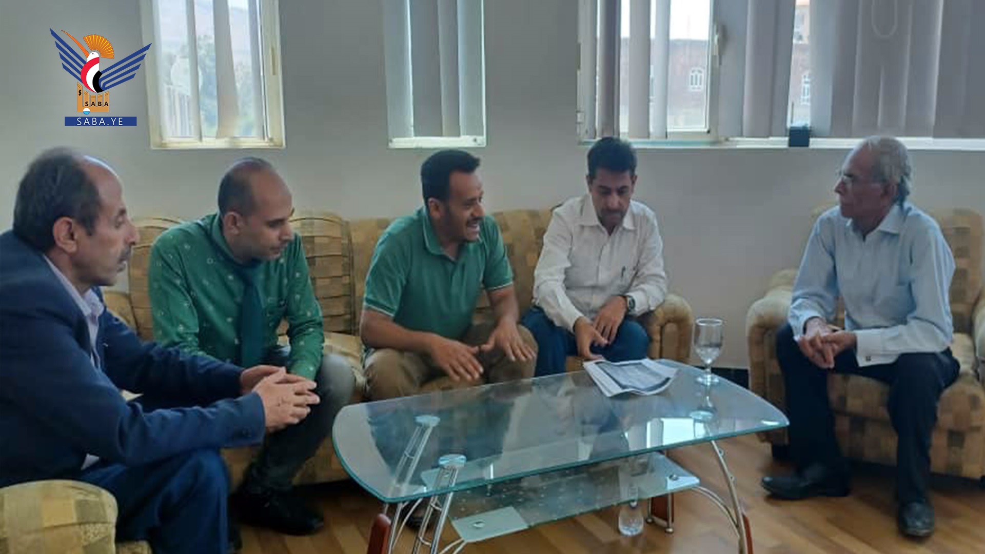 مناقشة سير بطولة دوري البنوك اليمنية لكرة القدم