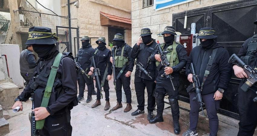مقاومون فلسطينيون يطلقون النار تجاه مستوطنة “بيت إيل” شمال رام الله