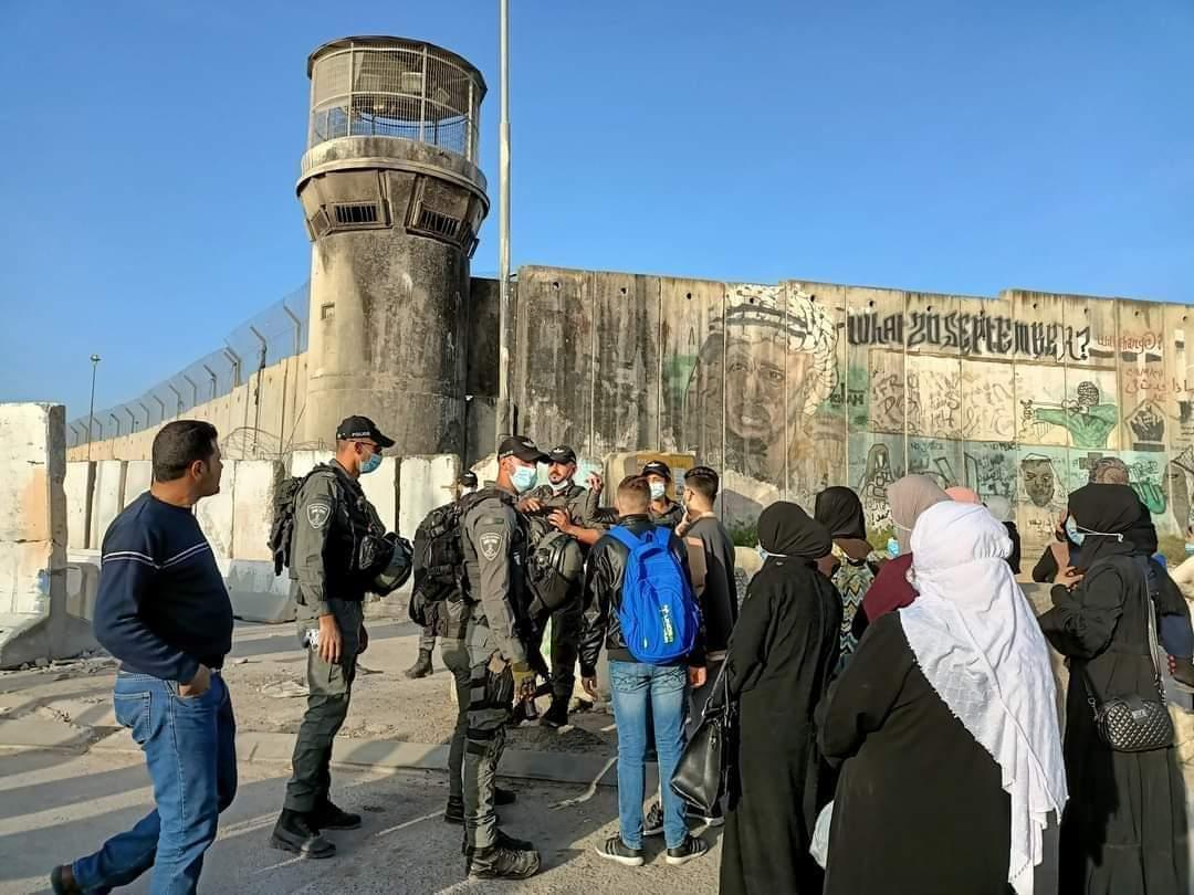 المستوطنون الصهاينة يجددون اقتحام الأقصى من جهة باب المغاربة ويؤدون طقوسًا تلمودية