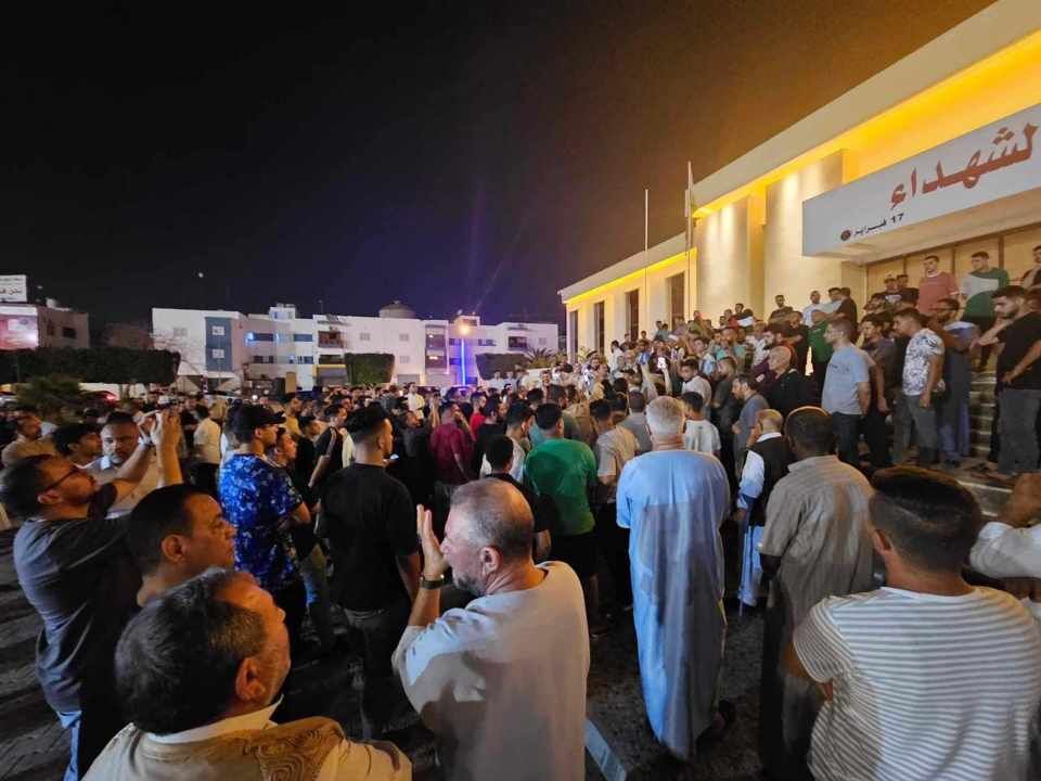 تواصُل الاحتجاجات في ليبيا ضد التطبيع مع العدو والمطالبة برحيل حكومة الدبيبة