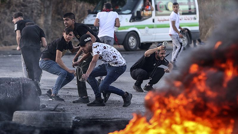 فلسطين المحتلة: مواجهات في سلواد وإغلاق مدخل برقا
