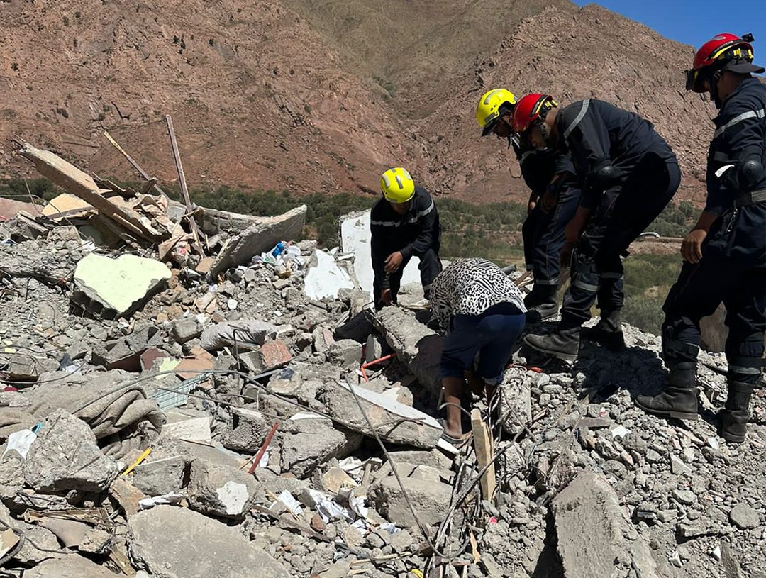 ارتفاع عدد ضحايا الزلزال في المغرب إلى 2122 قتيلا و2421 جريحا 