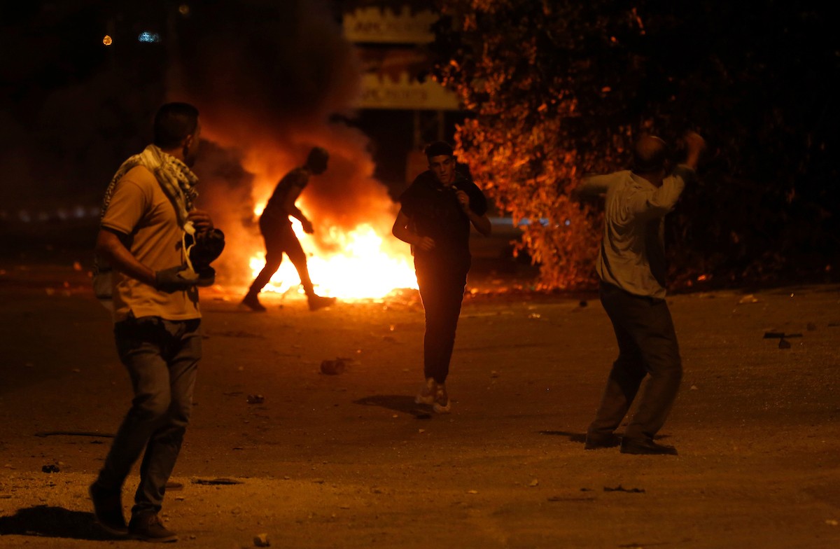 اندلاع مواجهات مع قوات العدو في بيت فوريك شرق نابلس