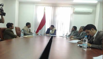 وزير المالية يناقش مع محافظ صعدة الجوانب المالية والتنموية بالمحافظة
