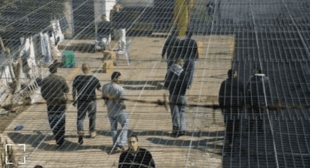 اقتحام قسم (5) في سجن “ريمون” من قبل قوات القمع الصهميوني وتنقل أسرى للزنازين والتحقيق