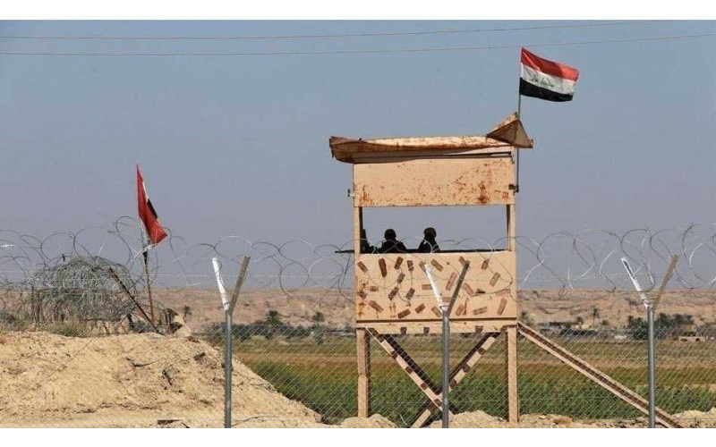 العراق .. اعتقال عشرة متسللين أجانب حاولوا اجتياز الحدود بطريقة غير شرعية