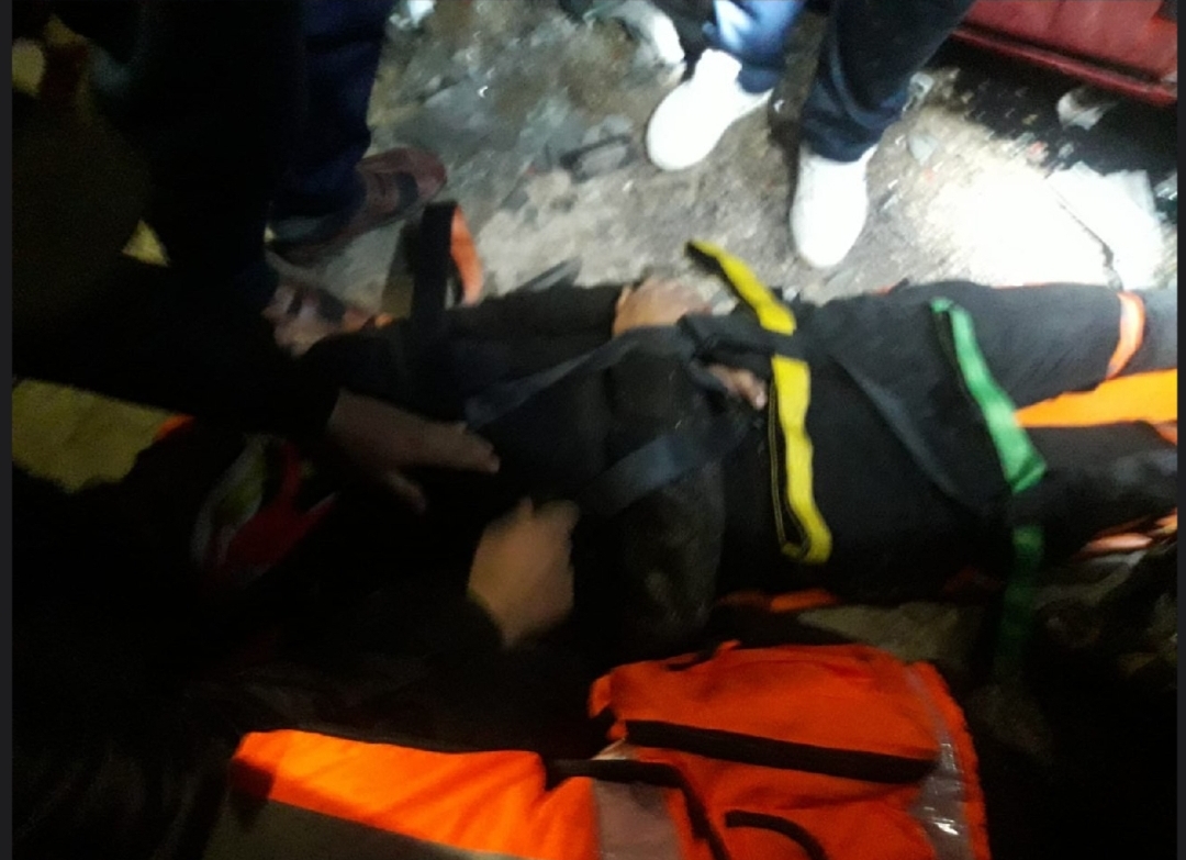 قصف صهيوني يستهدف مقر للدفاع المدني ويسفر عن سبعة شهداء جنوب و غرب غزة