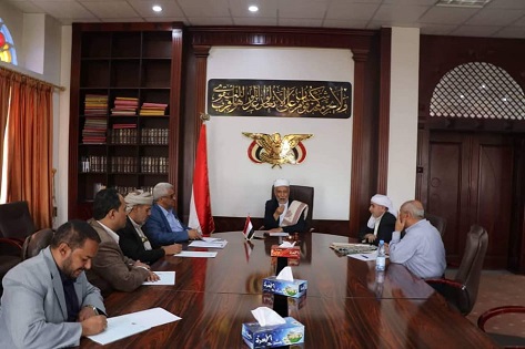 رئيس مجلس القضاء الأعلى يلتقي نقيب المحامين اليمنيين