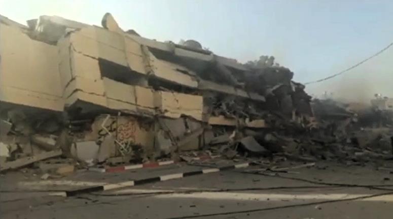 العدو الصهيوني يقصف أربعة أبراج سكنية في منطقة الزهراء بغزة