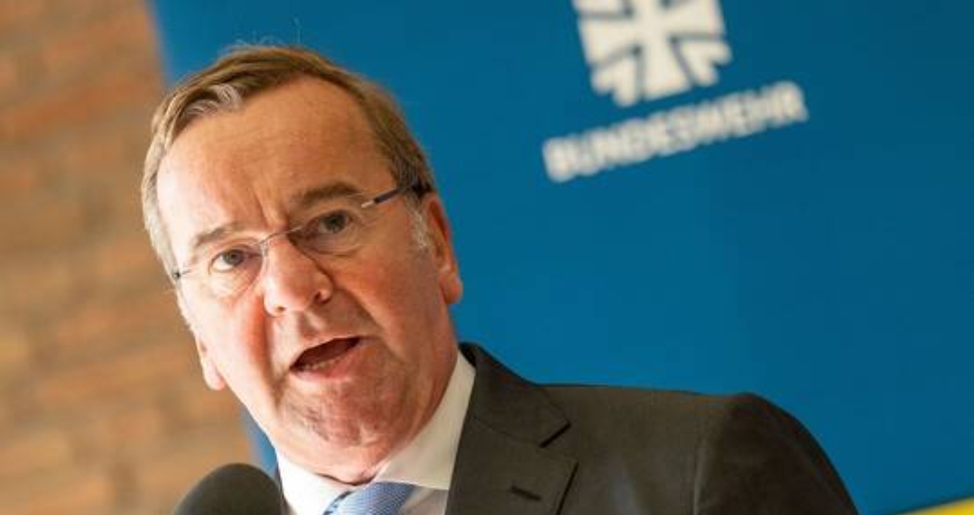 وزير الدفاع الألماني يحذر من خطر الحرب على أوروبا