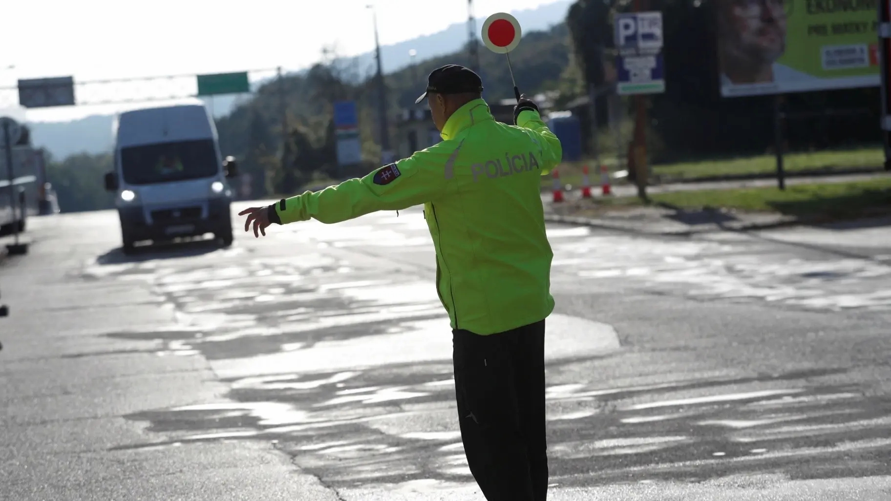 سلوفاكيا تعزّز مراقبة حدودها مع المجر لمكافحة الهجرة غير الشرعية