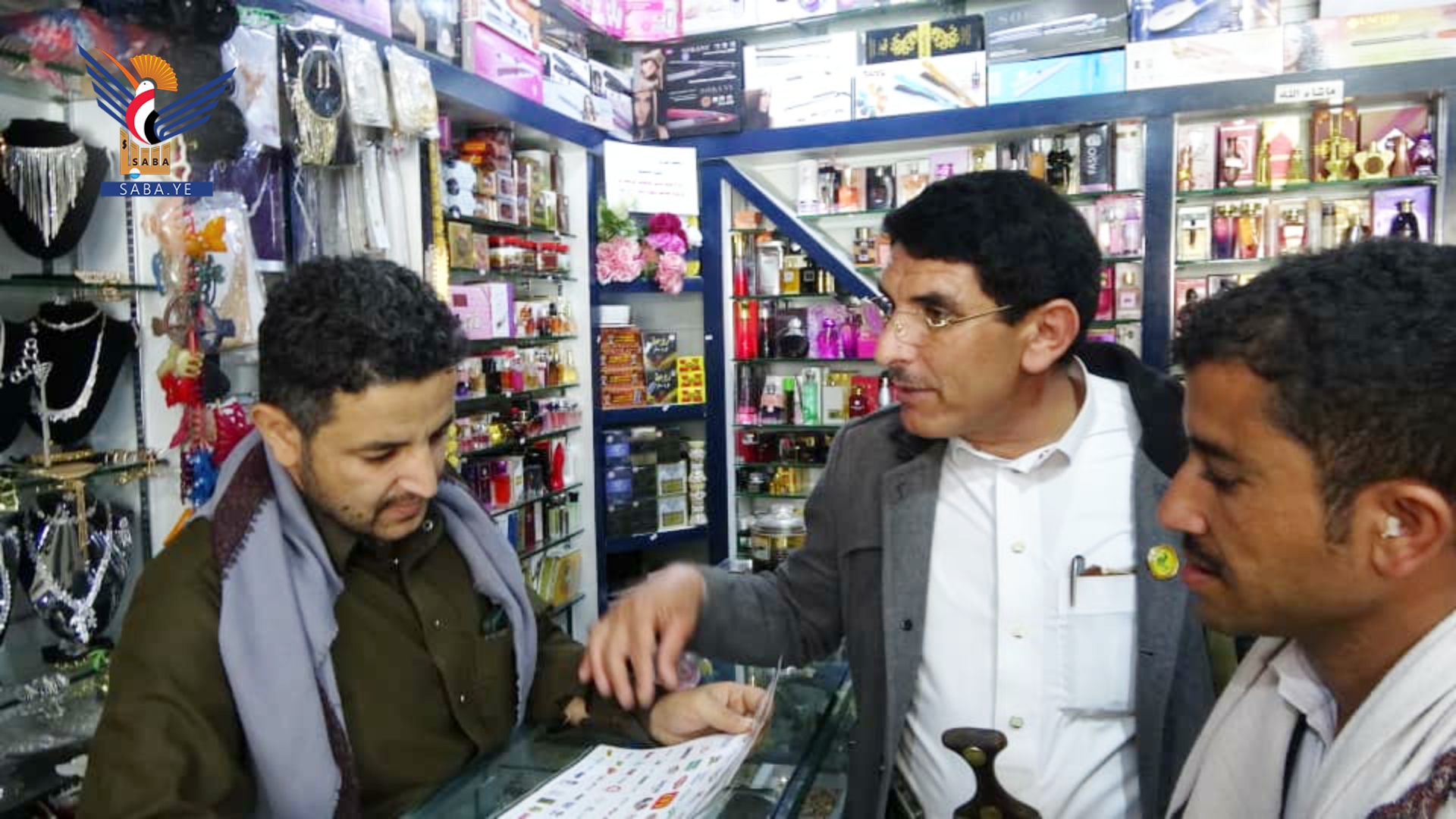 مديرية آزال تدشن حملة التوعية بمقاطعة البضائع الأمريكية الصهيونية