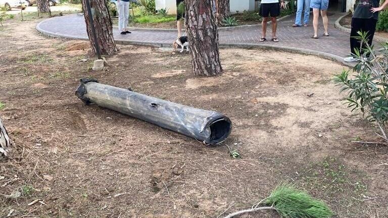 العدو الصهيوني يعترف بوقوع عدة إصابات في صفوف الصهاينة جراء إطلاق صواريخ على “تل أبيب”