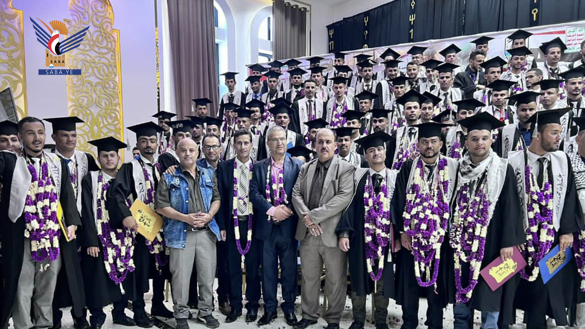 جامعة إب تحتفي بتخرج الدفعة الثانية من كلية القانون