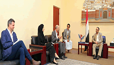 الرئيس المشاط يلتقي وفد مجموعة الأزمات الدولية