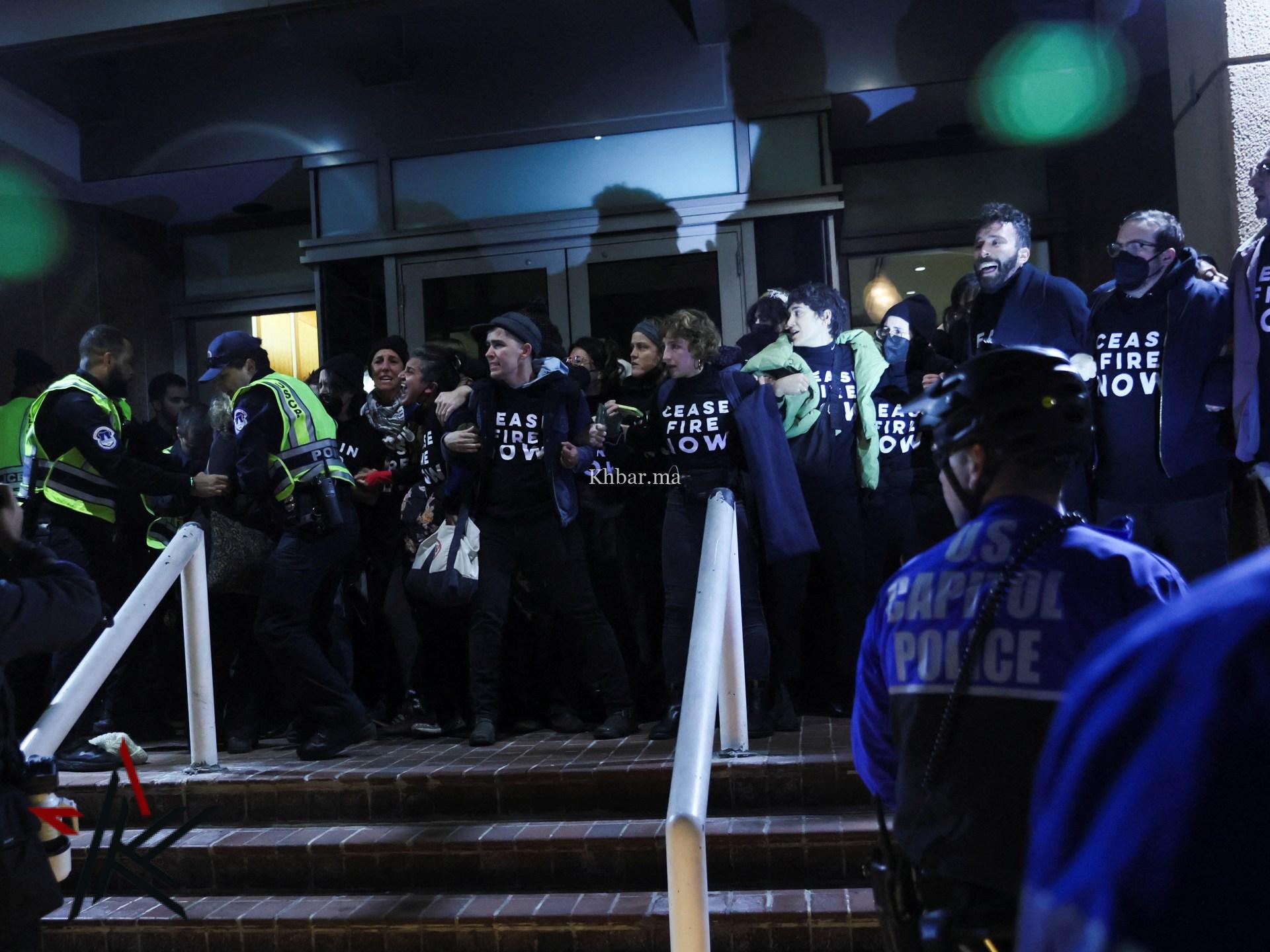 إصابة أكثر من 90 ناشطا في مظاهرة قرب مبنى الكابيتول الاميركي تدعو لوقف إطلاق النار في غزة