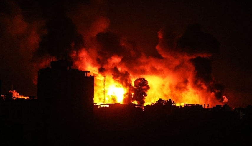 العدوان صهيواميركي يستهدف بوابة مستشفى كمال عدوان شمال غزة وسقوط شهداء فلسطينيين