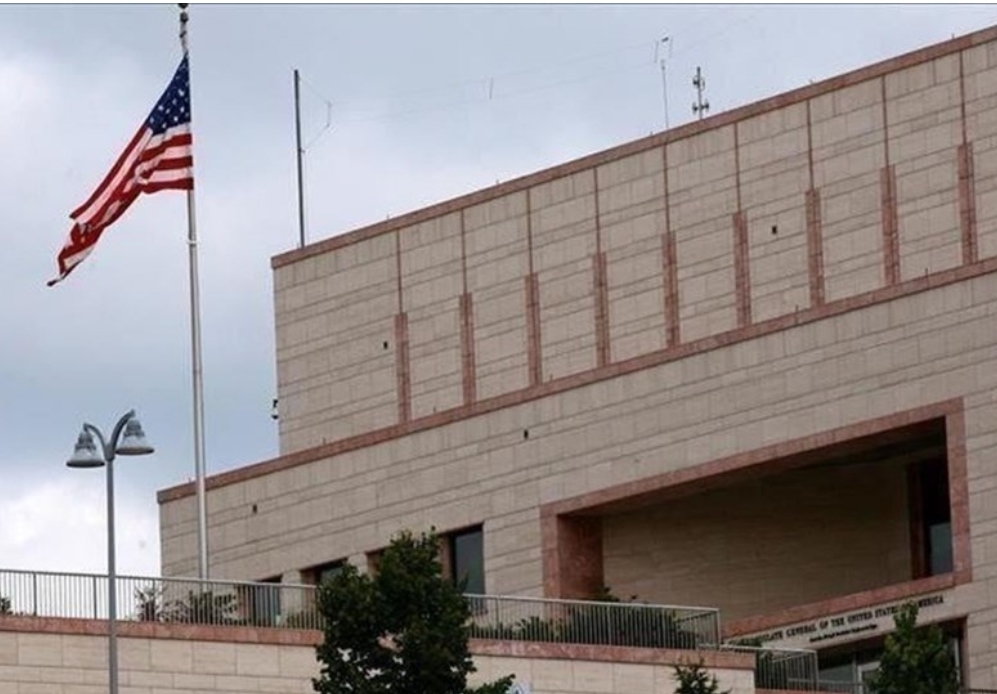 السفارة الاميركية بالعراق تعلن تعرضها لهجوم بصاروخين