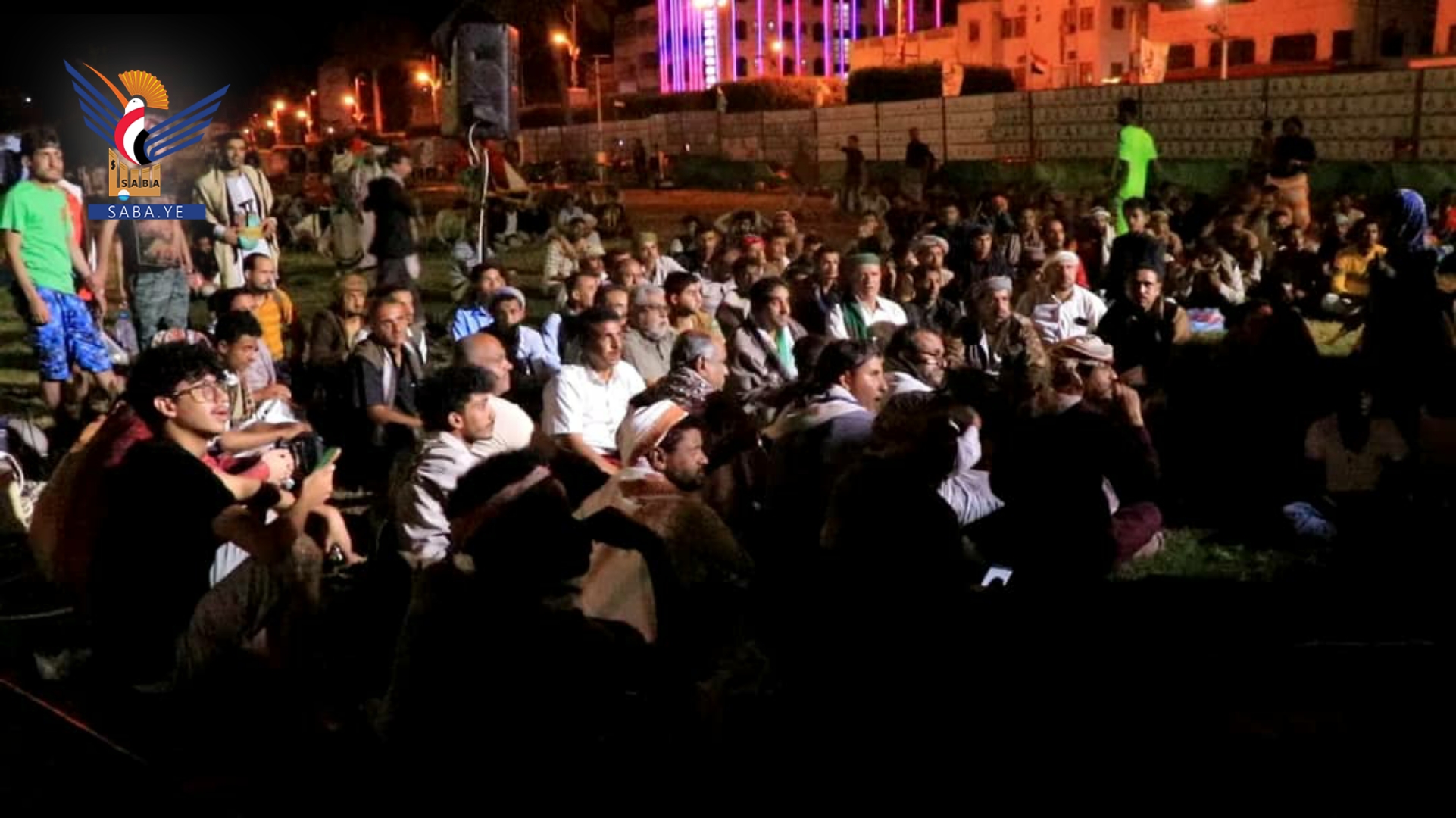 مسيرة بالحديدة تأييدا لقرار القوات المسلحة بمنع مرور السفن المتجهة للكيان الصهيوني