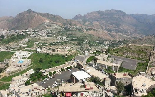 وكيل محافظة حجة يطلع على أنشطة مخيم الصماد الصيفي بالمدينة