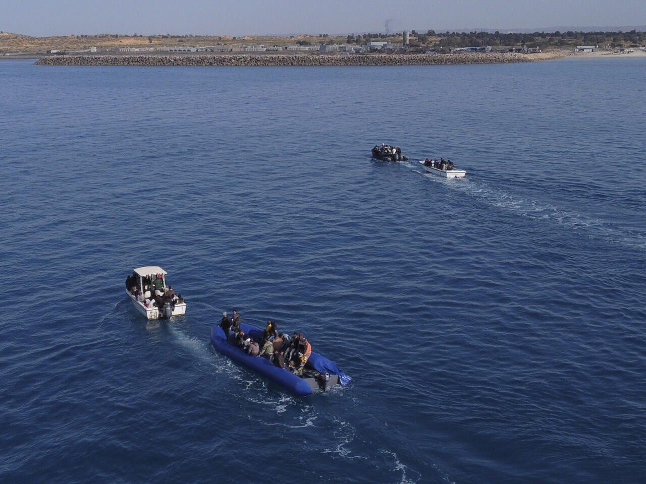 فقدان 61 مهاجرا على الأقل إثر غرق قاربهم قبالة ليبيا