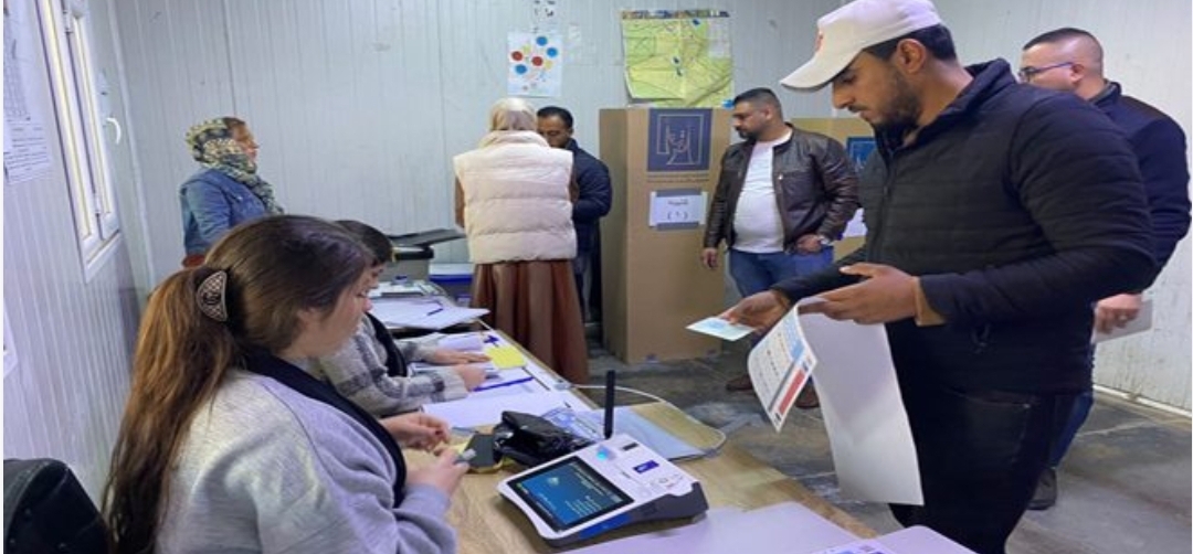 مراكز الاقتراع العام للانتخابات المحلية بالعراق تفتح أبوابها أمام الناخبين