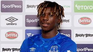 إيفرتون يتعاقد مع كين مهاجم يوفنتوس لمدة خمس سنوات