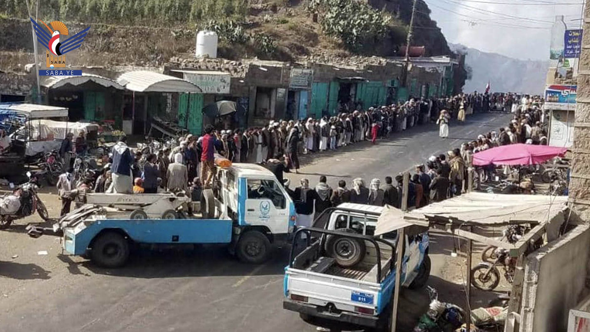 وقفة في مناخة بمحافظة صنعاء تضامنا مع الشعب الفلسطيني  