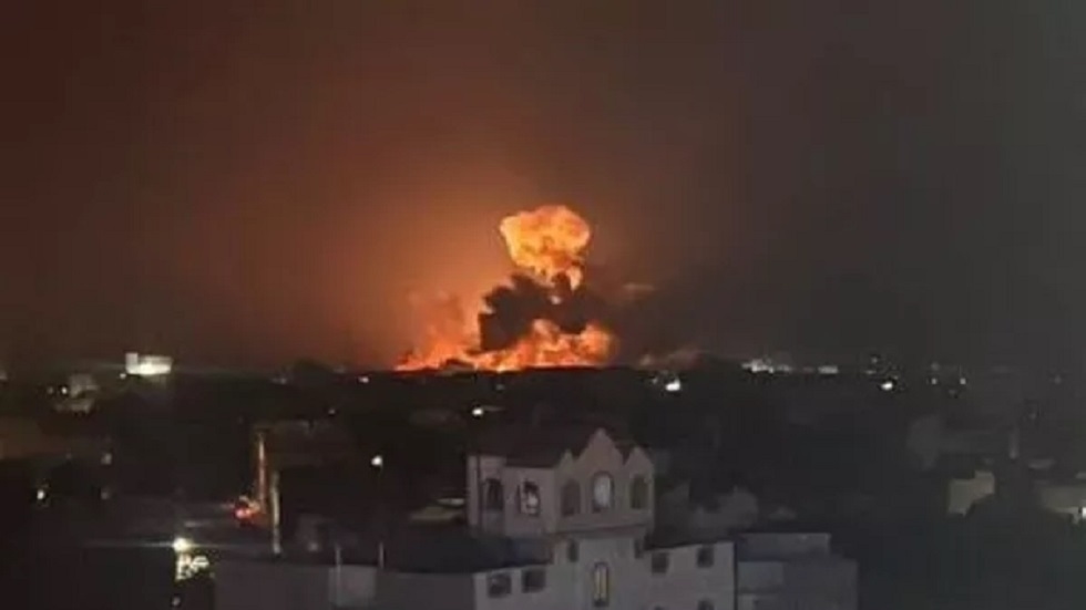 مصدر يمني لـ”الميادين”: ردّ صنعاء على العدوان الأميركي البريطاني قادم