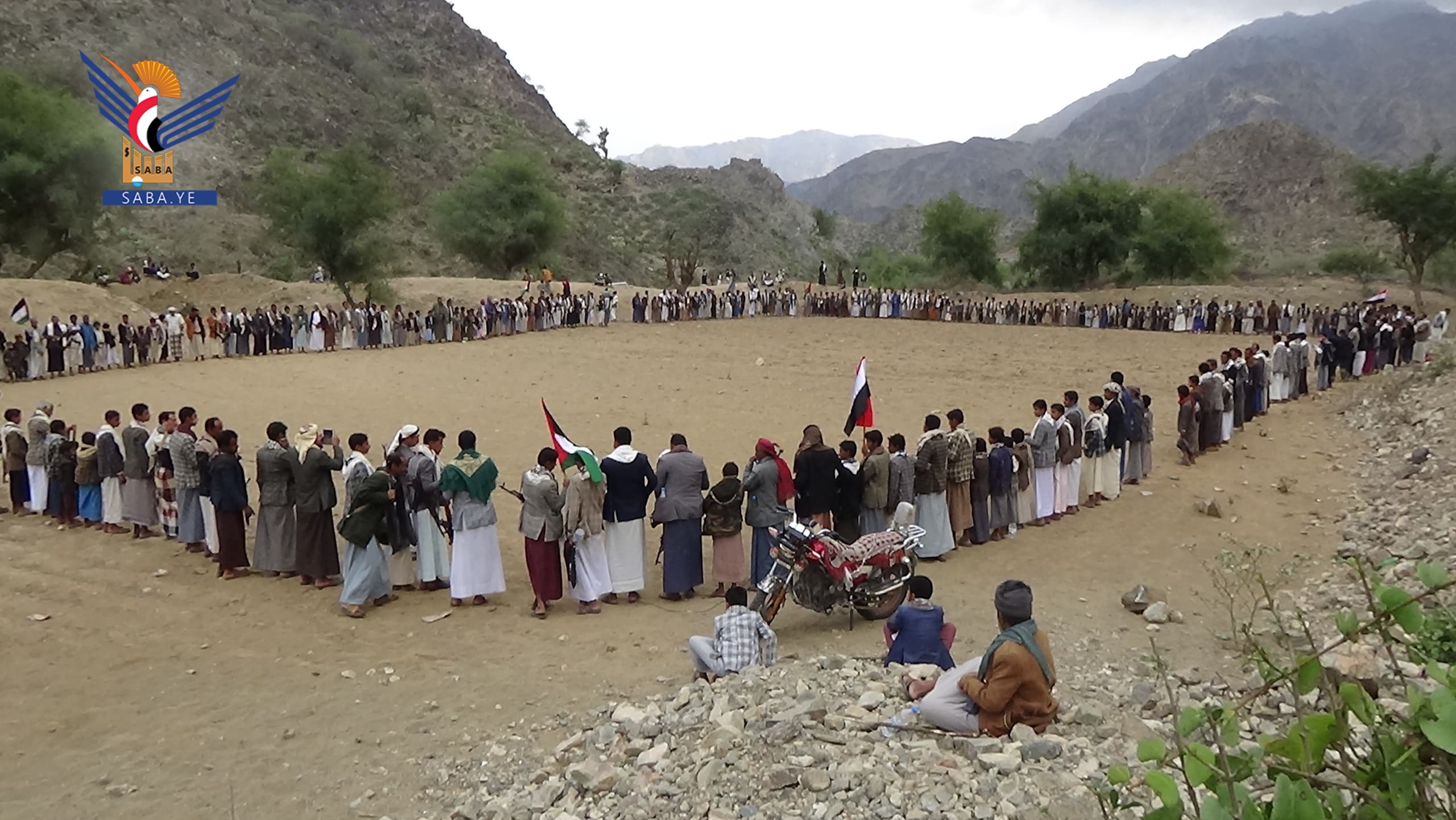 حجة.. وقفة في مديرية كشر نصرة للشعب الفلسطيني