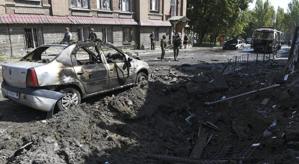 ارتفاع حصيلة ضحايا قصف سوق دونيتسك إلى 28 قتيلا و30 مصابا