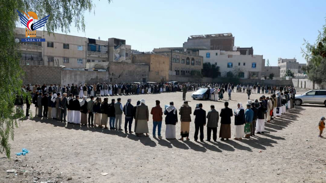 وقفة احتجاجية لموظفي الهيئة العامة للأوقاف تنديدا بالاعتداءات الامريكية البريطانية