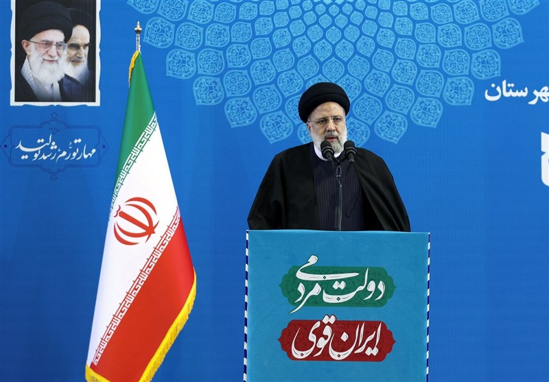 السيد رئيسي: إيران من بين الدول العشر الأولى في مجال الفضاء 