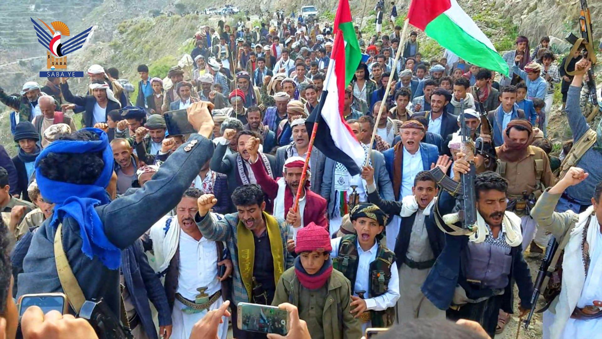 مسيرات ووقفات في ريمة تضامنا مع غزة وإعلان النفير لمواجهة العدو الأمريكي