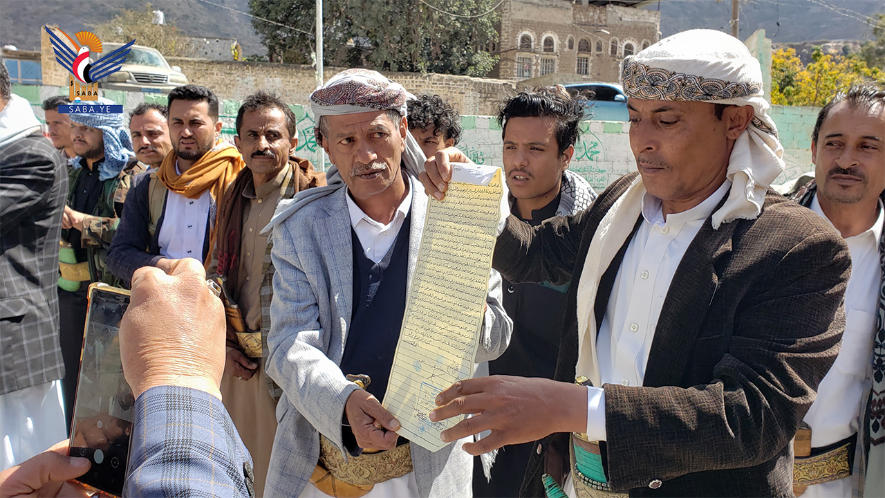 صلح قبلي ينهي قضية قتل بين أسرتي الورافي والرجوي في إب