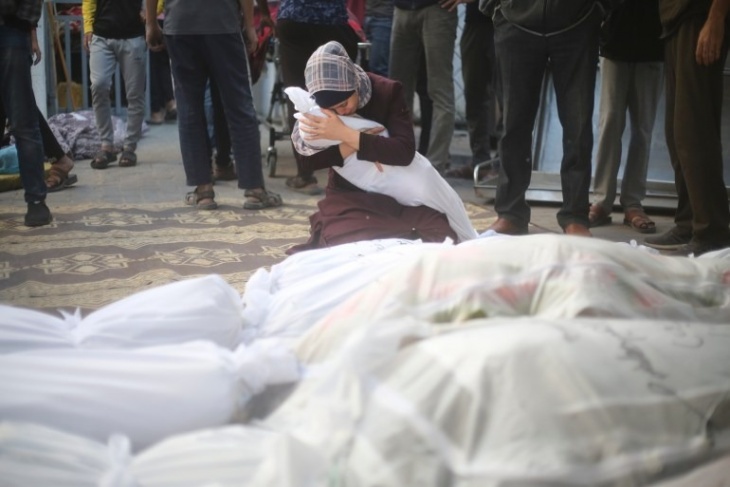 اليوم 127 من العدوان على غزة: شهداء بالعشرات واقتحام مستشفى الأمل ومحاصرة “ناصر” بخان يونس