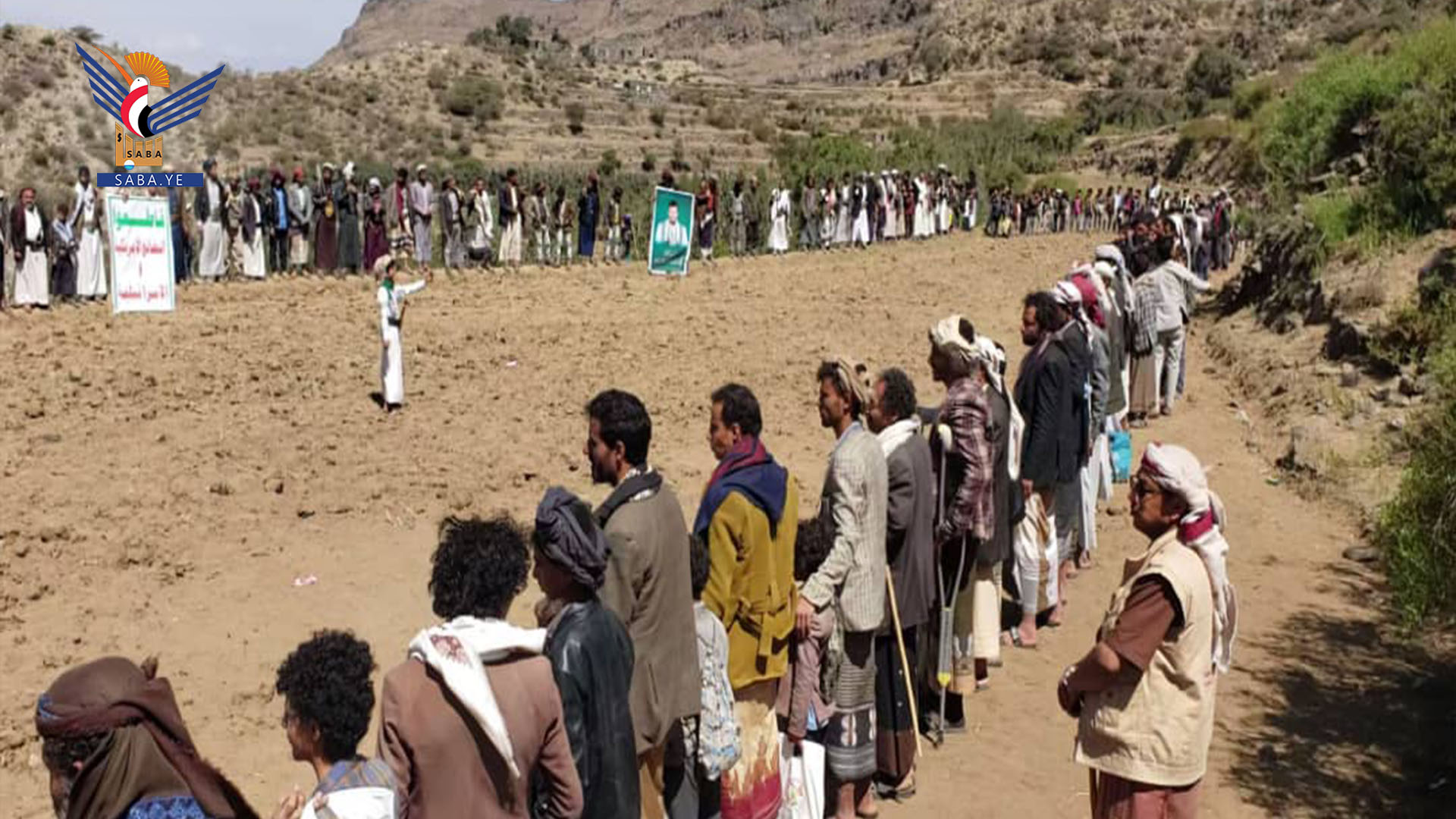 وقفة بجبل الشرق في ذمار تأكيداً على ثبات الموقف اليمني المناصر للفلسطينيين