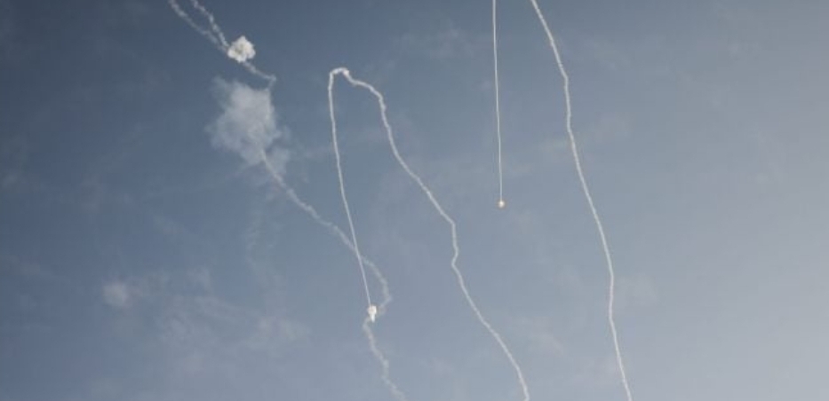 اعلام العدو: قتيل صهيوني وسبع اصابات بصواريخ أطلقت من لبنان