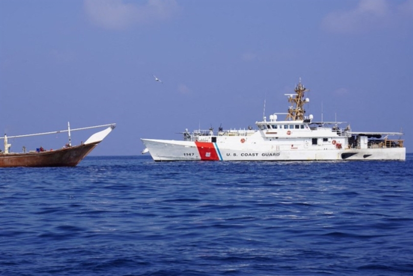 اشتباك بحري يمني – أميركي: صنعاء تثبّت معادلاتها اشتباك بحري يمني – أميركي: صنعاء تثبّت معادلاتها