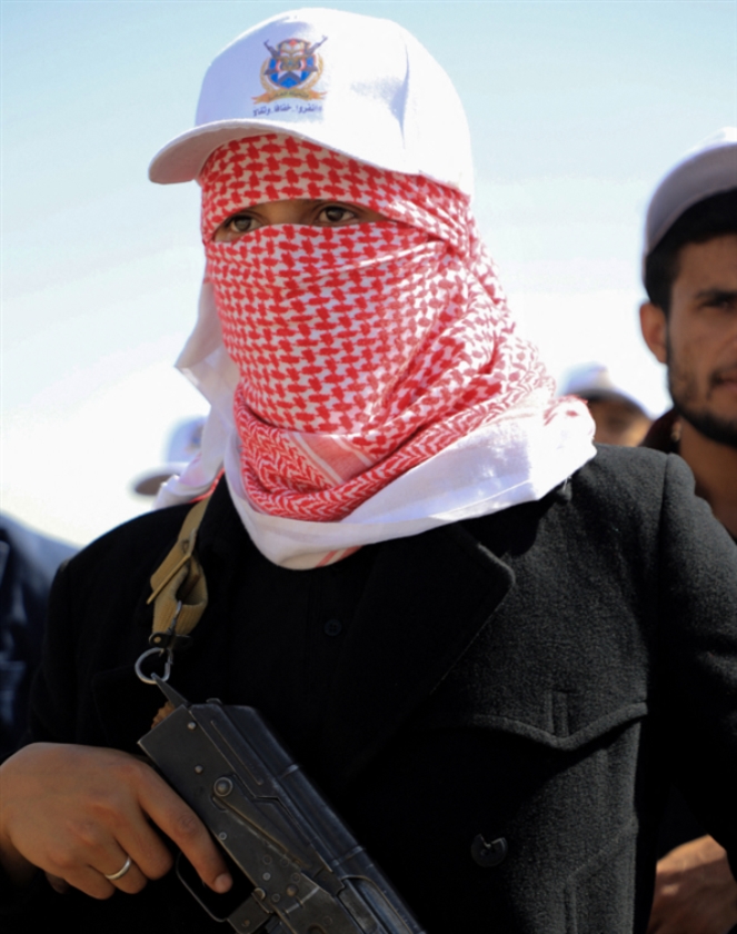 الطيران المُسيّر يغطي الحديدة: صنعاء توسّع «قائمة الحظر»