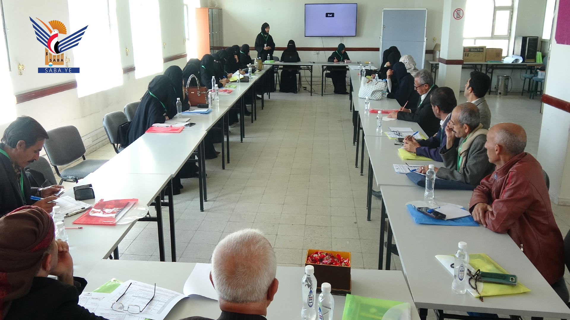 بدء ورشة عمل تطوير وإثراء لائحة المكتبات المدرسية الشاملة