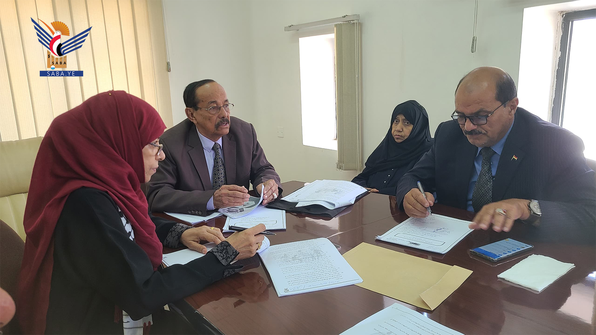 لجنة حقوق الإنسان بمجلس الشورى تناقش مشروع تقريرها عن الأشخاص ذوي الإعاقة