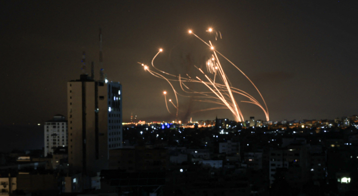 سرايا القدس تدك عسقلان وغلاف غزة بالصواريخ ردا على جرائم العدو الصهيوني