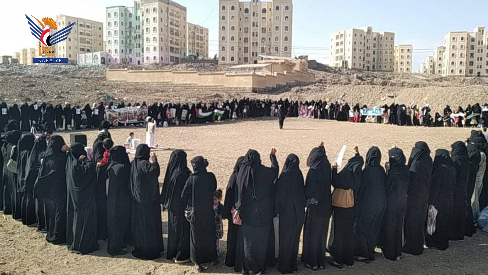 وقفة للهيئة النسائية بتعز تنديدا باستمرار الجرائم الصهيونية بحق الشعب الفلسطيني