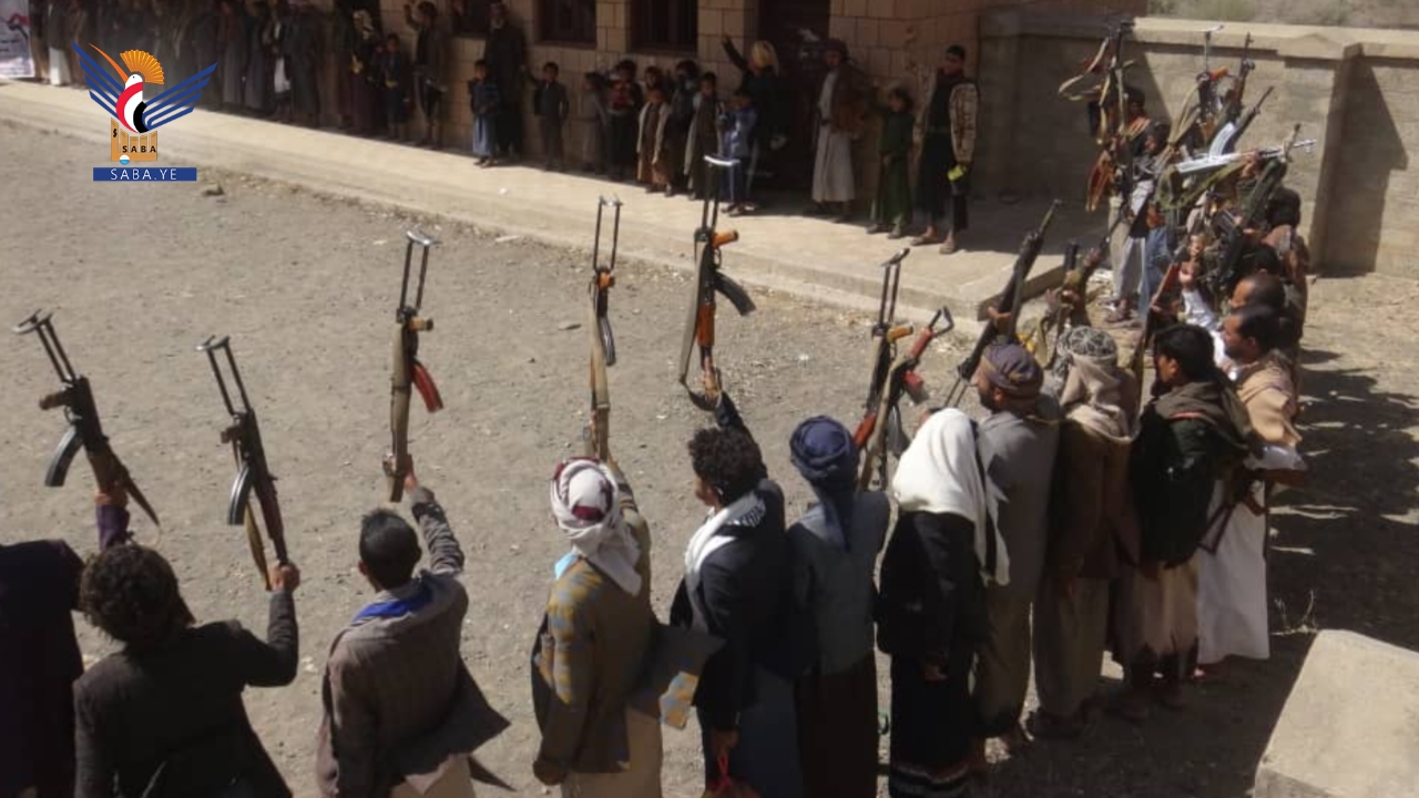 وقفات في مديريات ذمار تضامنا مع الشعب الفلسطيني